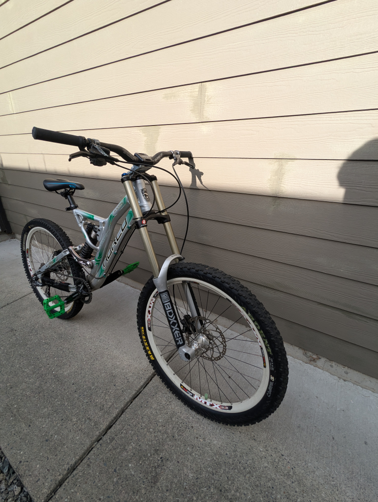 Noroc Atomik 2008 downhill bike