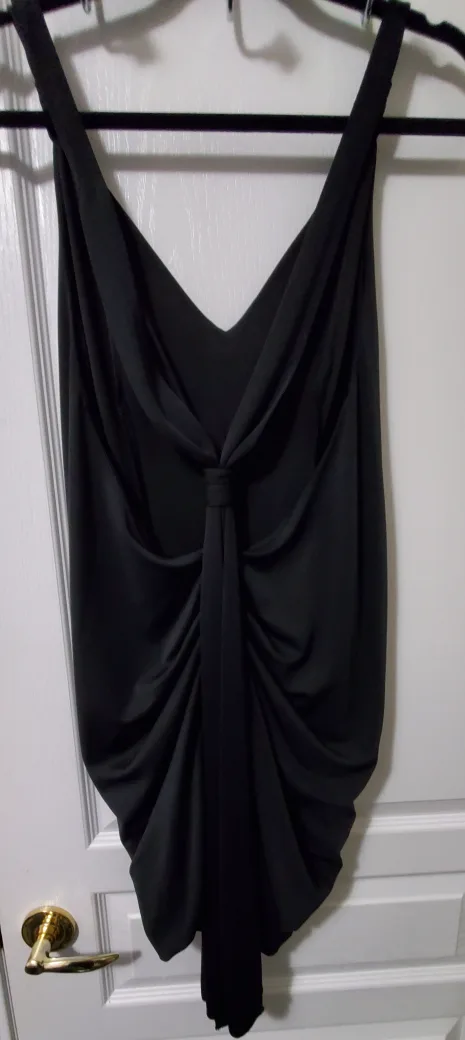 BCBG Short Black Dress Plunging Neckline[M] image indicator(2)