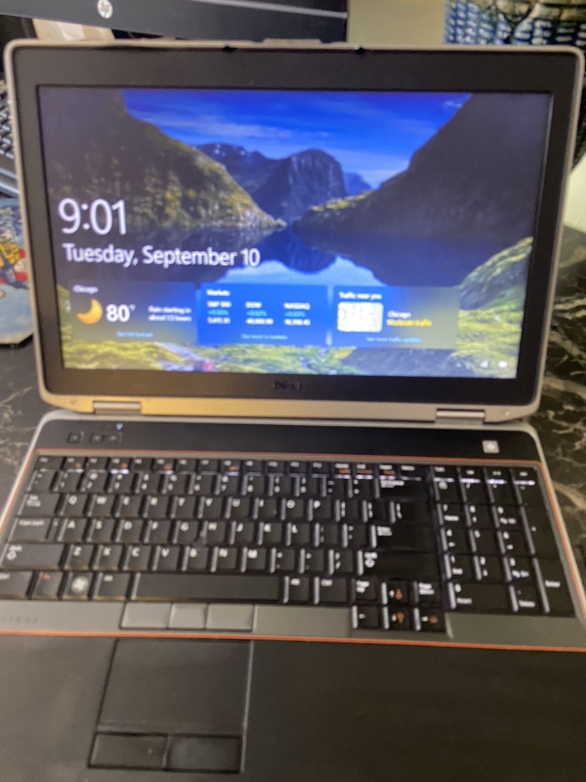 Dell Laptop E779U76