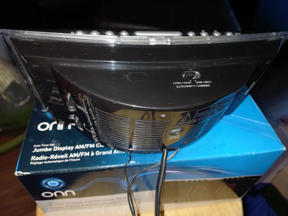 ONN Jumbo Display AM/FM Clock Radio image indicator(2)