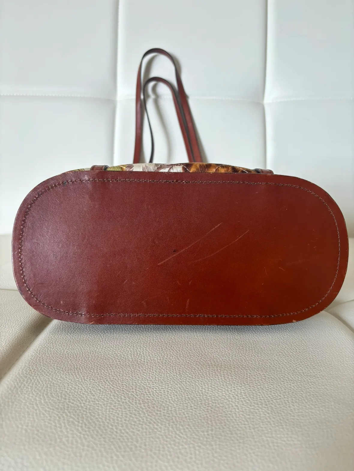 Salvatore Ferragamo Vintage Tote Bag Authentic image indicator(3)