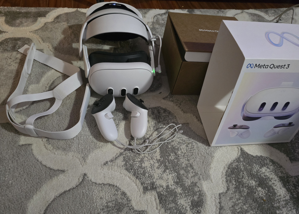 Meta Quest 3 VR Headset - photo 3