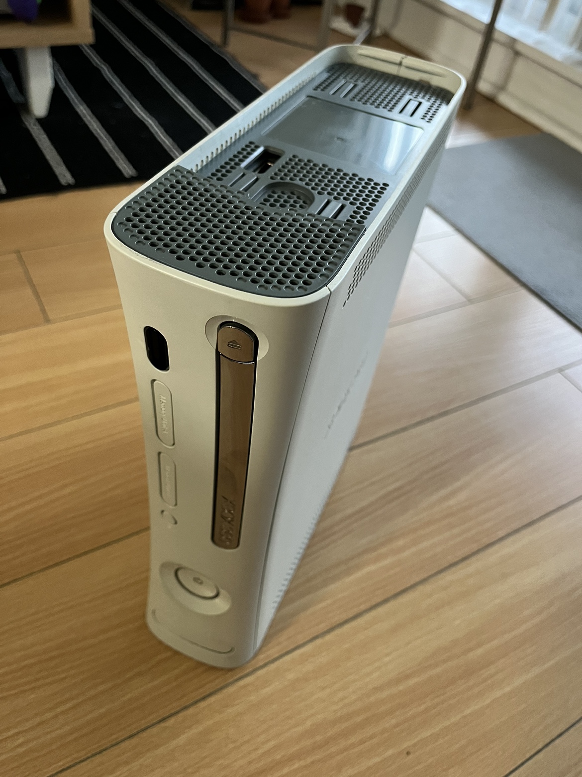 Xbox 360 (as is) - photo 3