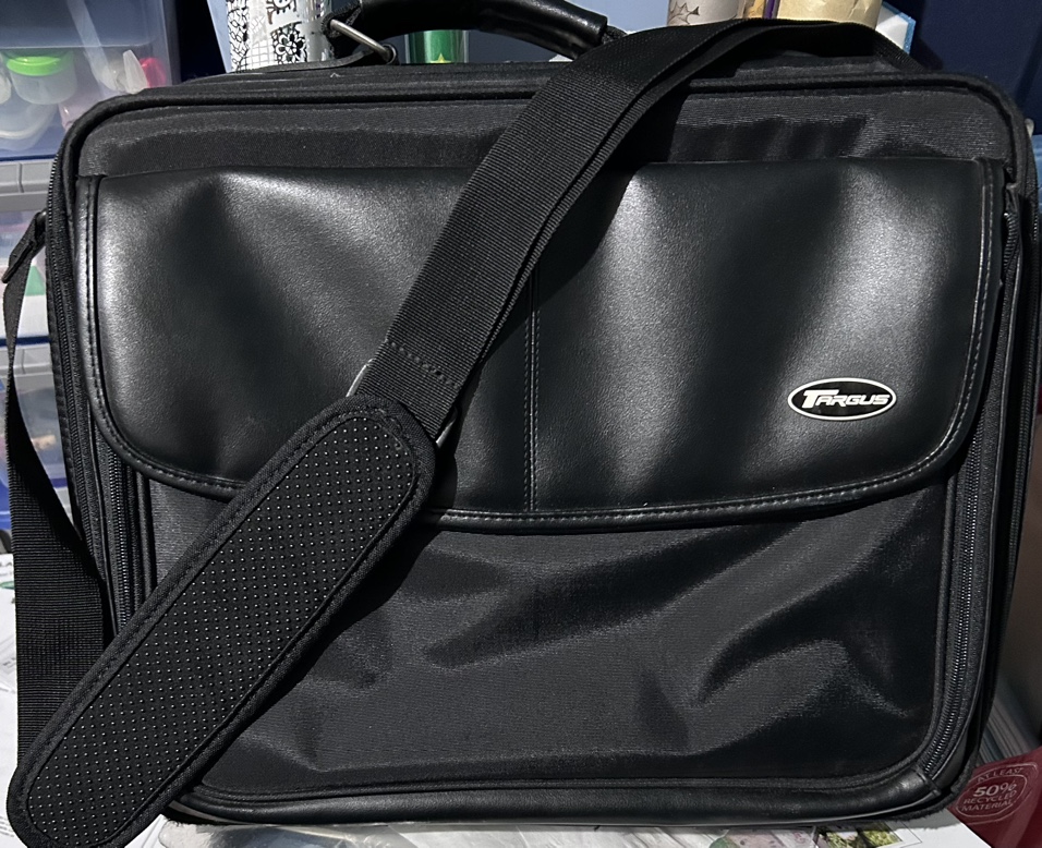 Laptop bag