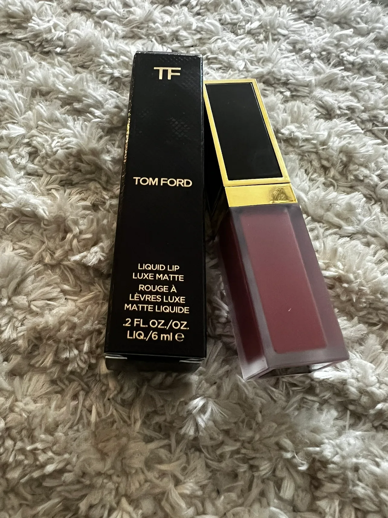 Tom Ford Eye Color Quad in Golden Hour and Lip Liquid Matte image indicator(6)