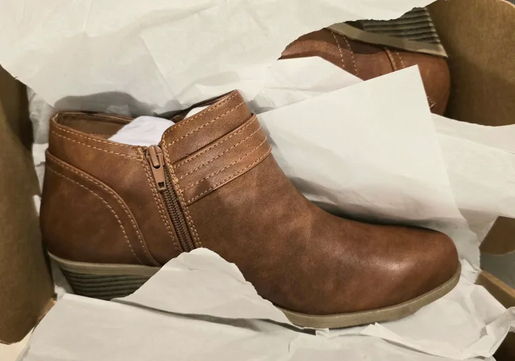 Athlefit Women's Brown Ankle Boots Size 11 image indicator(3)