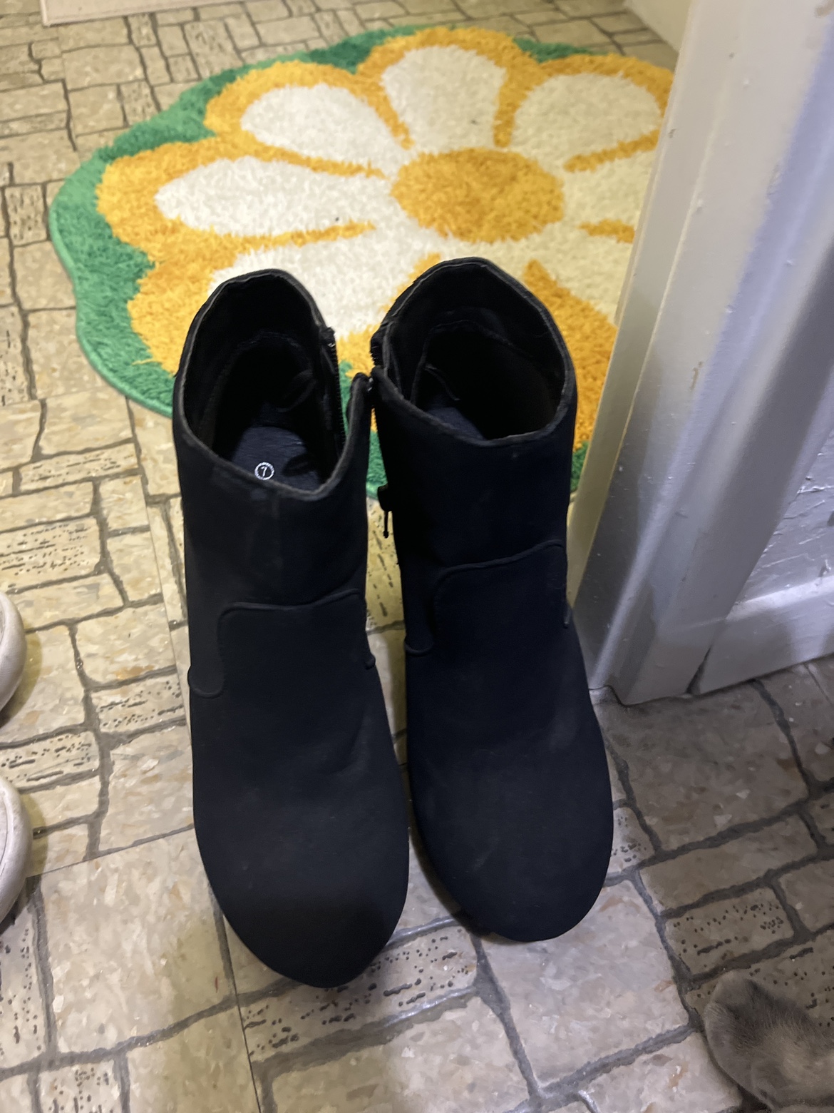 Free Women's Shoes Bundle