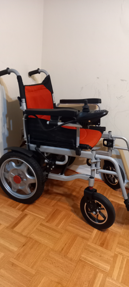 Electric wheel chair