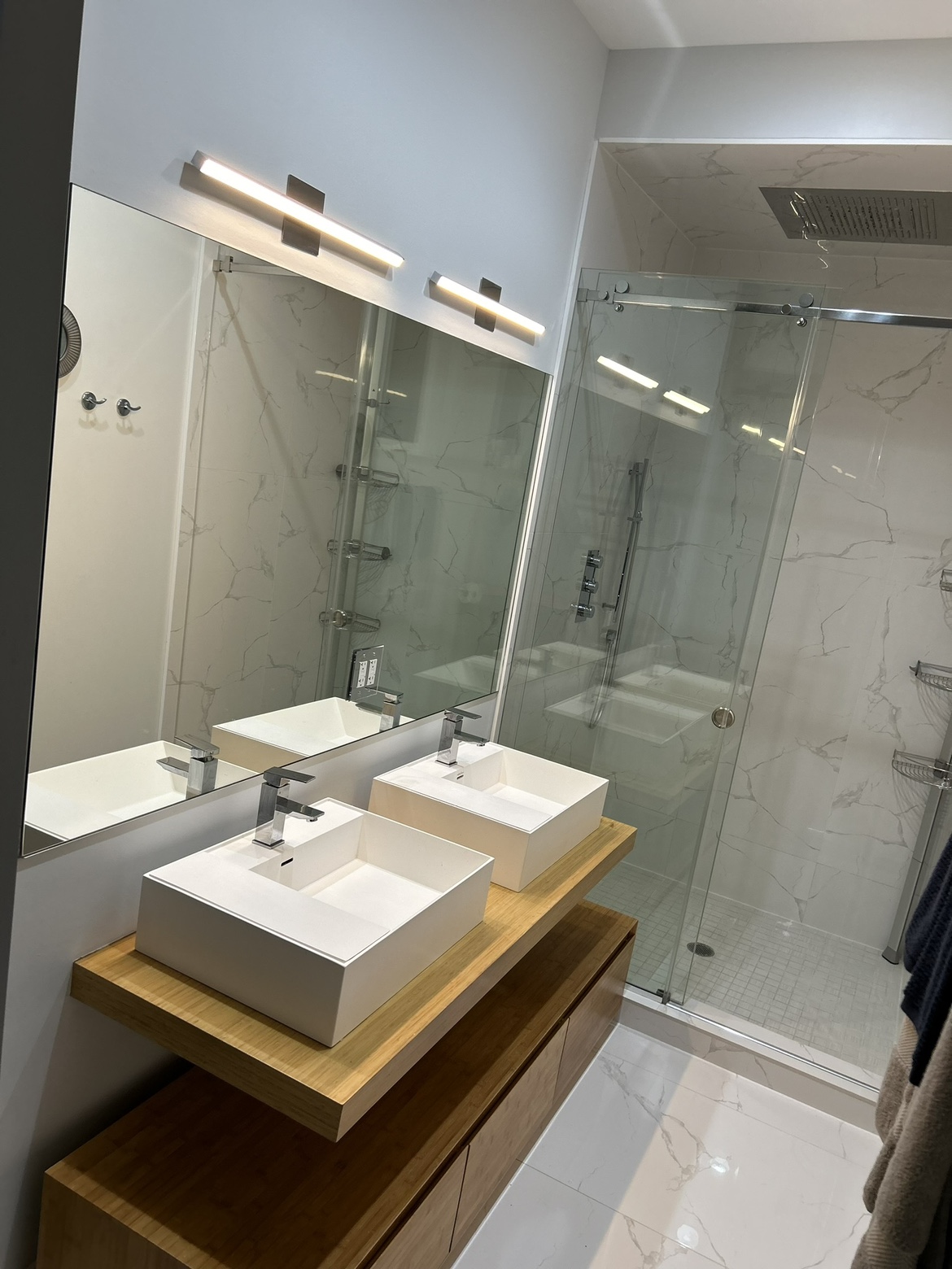 72” Floating Bathroom Vanity - photo 2