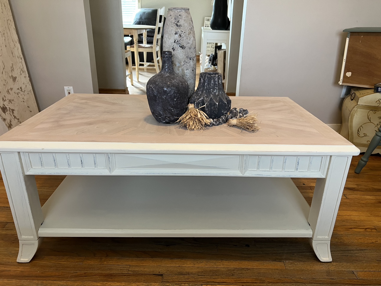 White Coffee Table with Shelf - photo 4