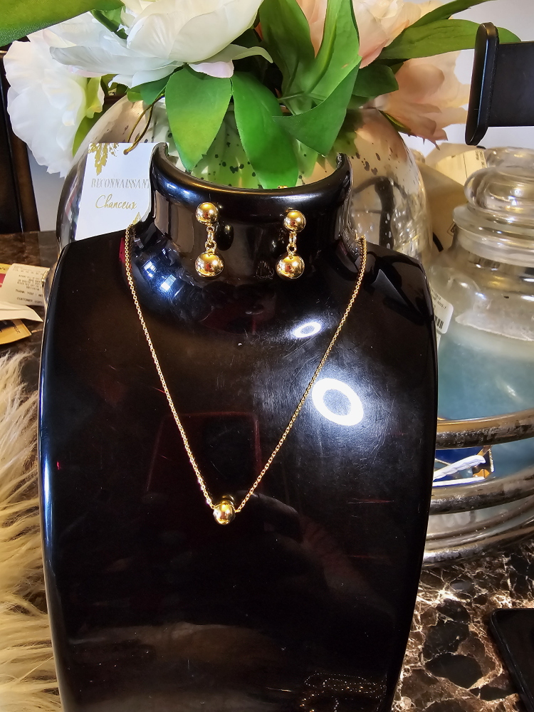 Gold Necklace and Earrings Set - photo 3
