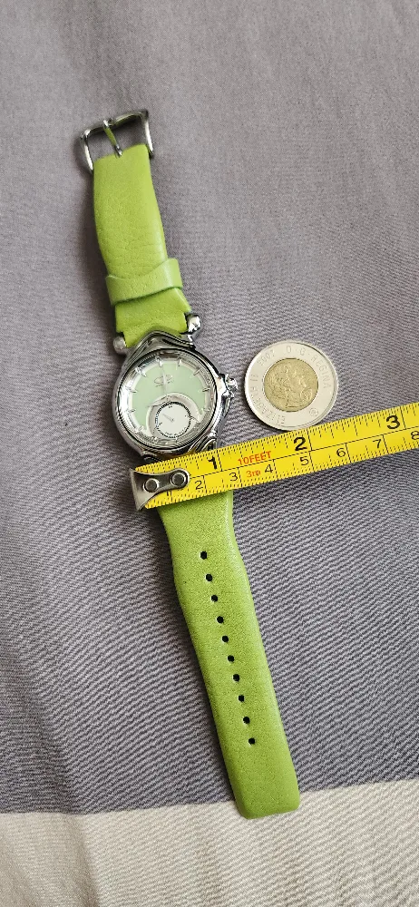 Oakley ladies Watch image indicator(2)