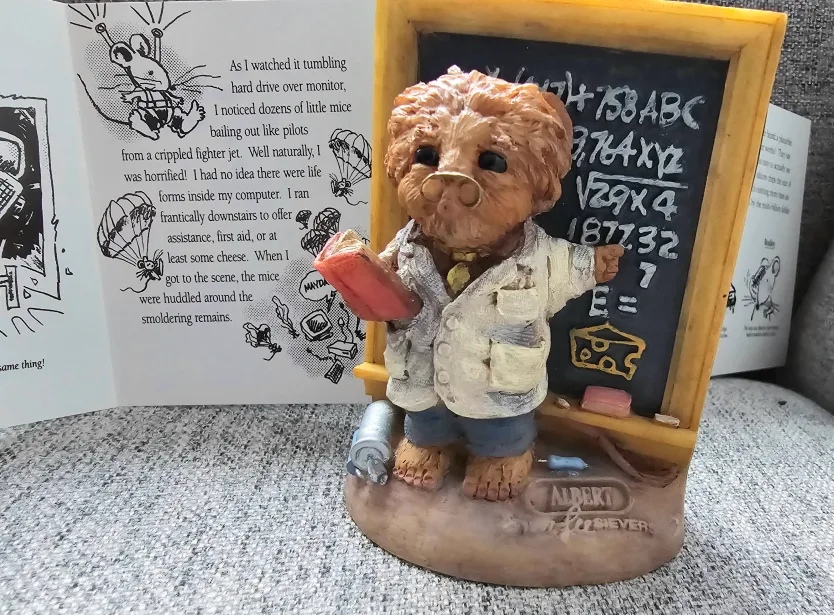 Bundle Decorative Figurines image indicator(2)