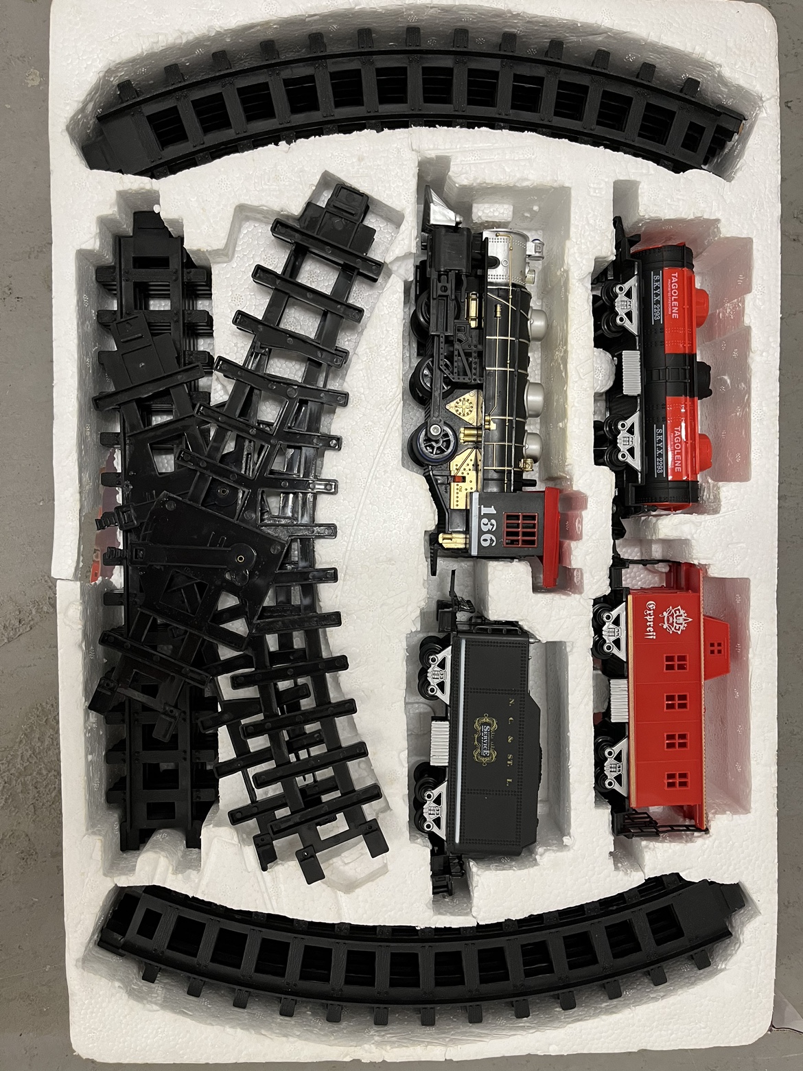 Train Set with Tracks
