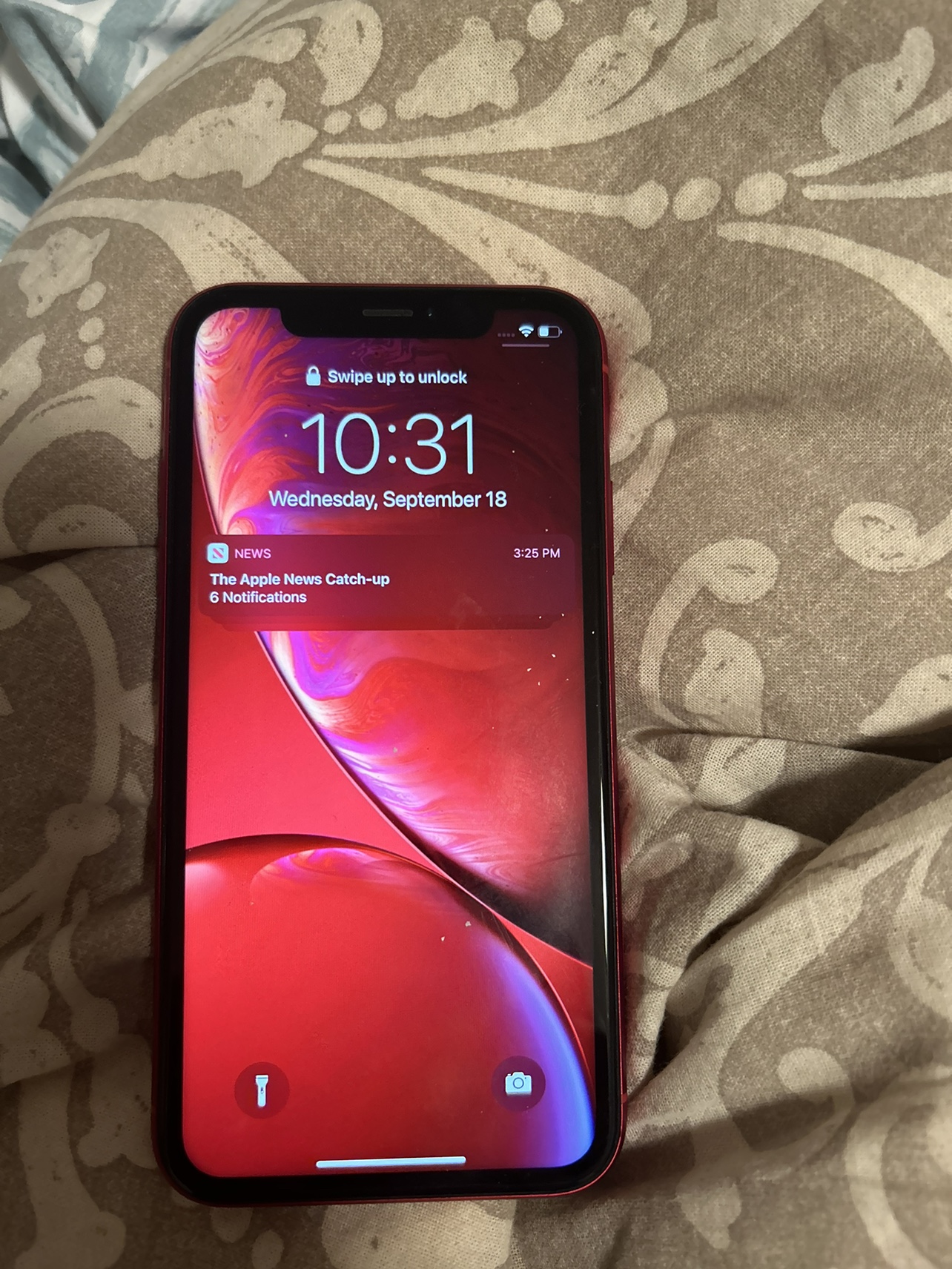 iPhone  XR (PRODUCT)RED - photo 2
