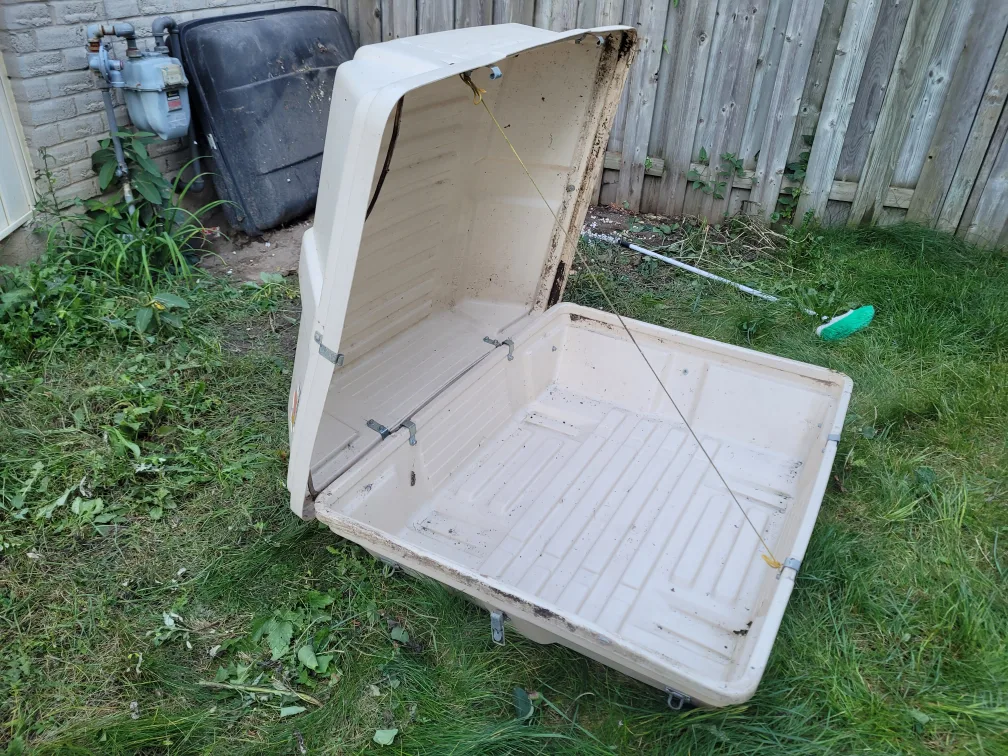 Car Top Cargo Carrier Box - Make an Offer!!! image indicator(5)