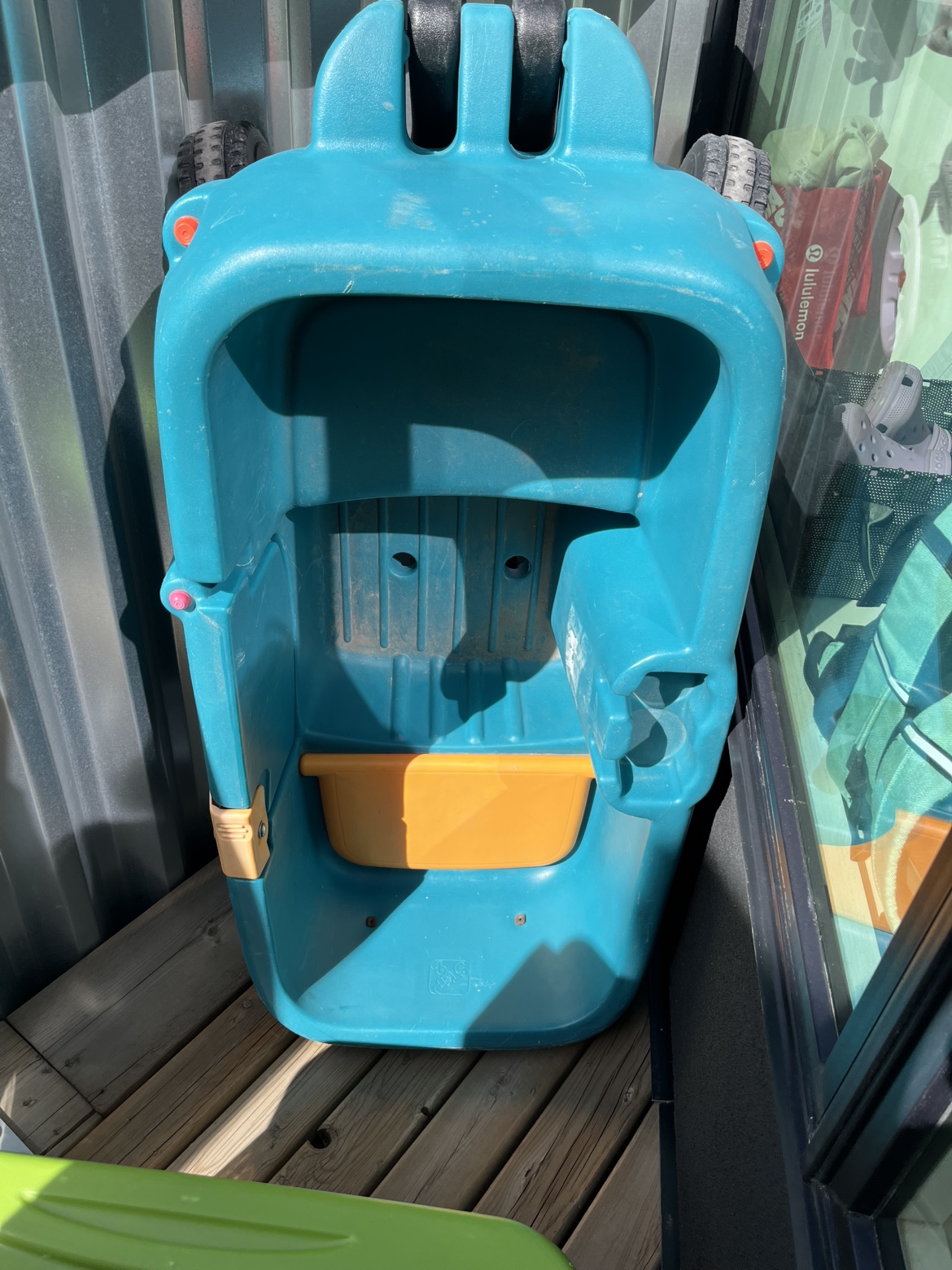 Little Tikes Wagon