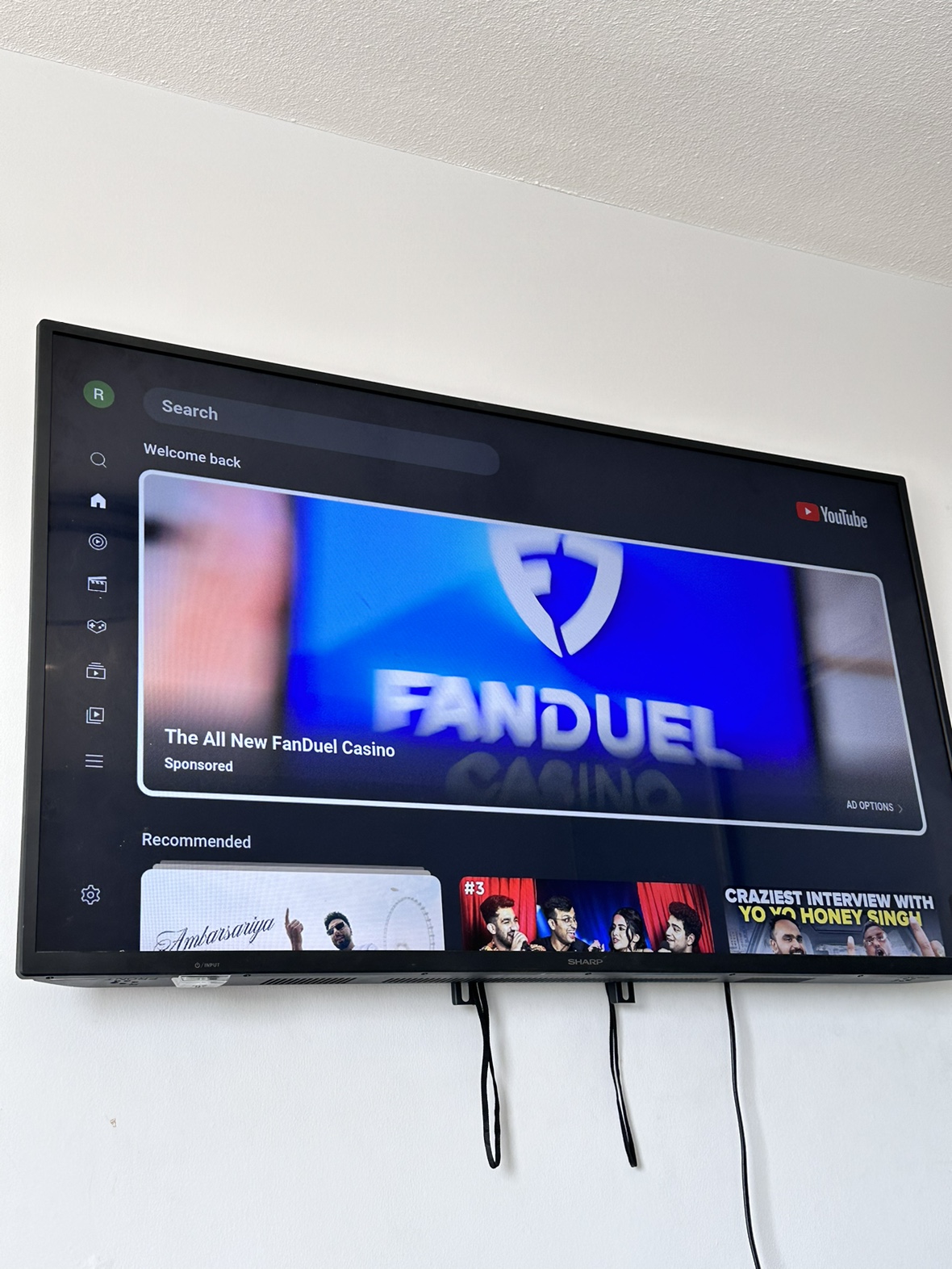 Sharp Roku TV 50”