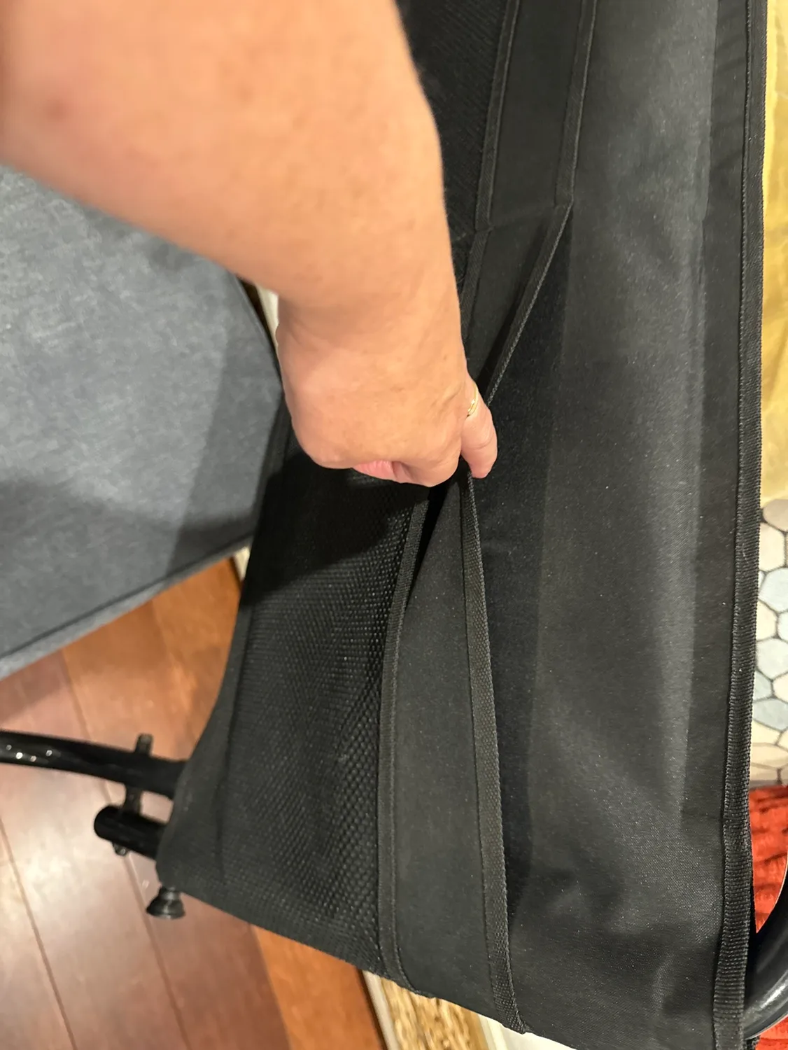 Bed safety rail for seniors image indicator(2)