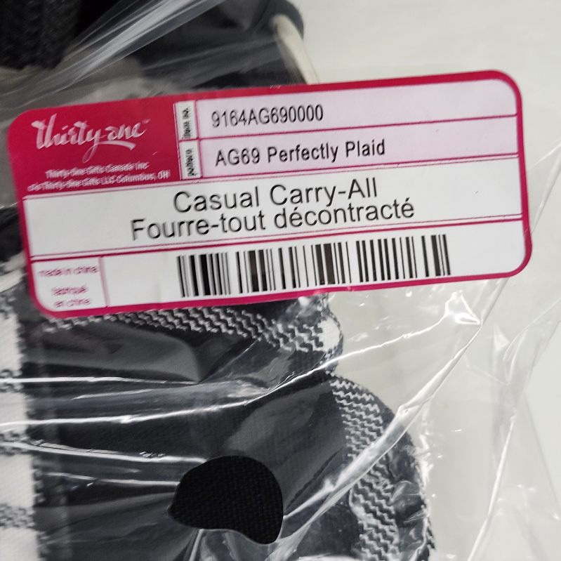 Thirty-One AG69 Perfectly Plaid Black and White Casual Carry-All - photo 4