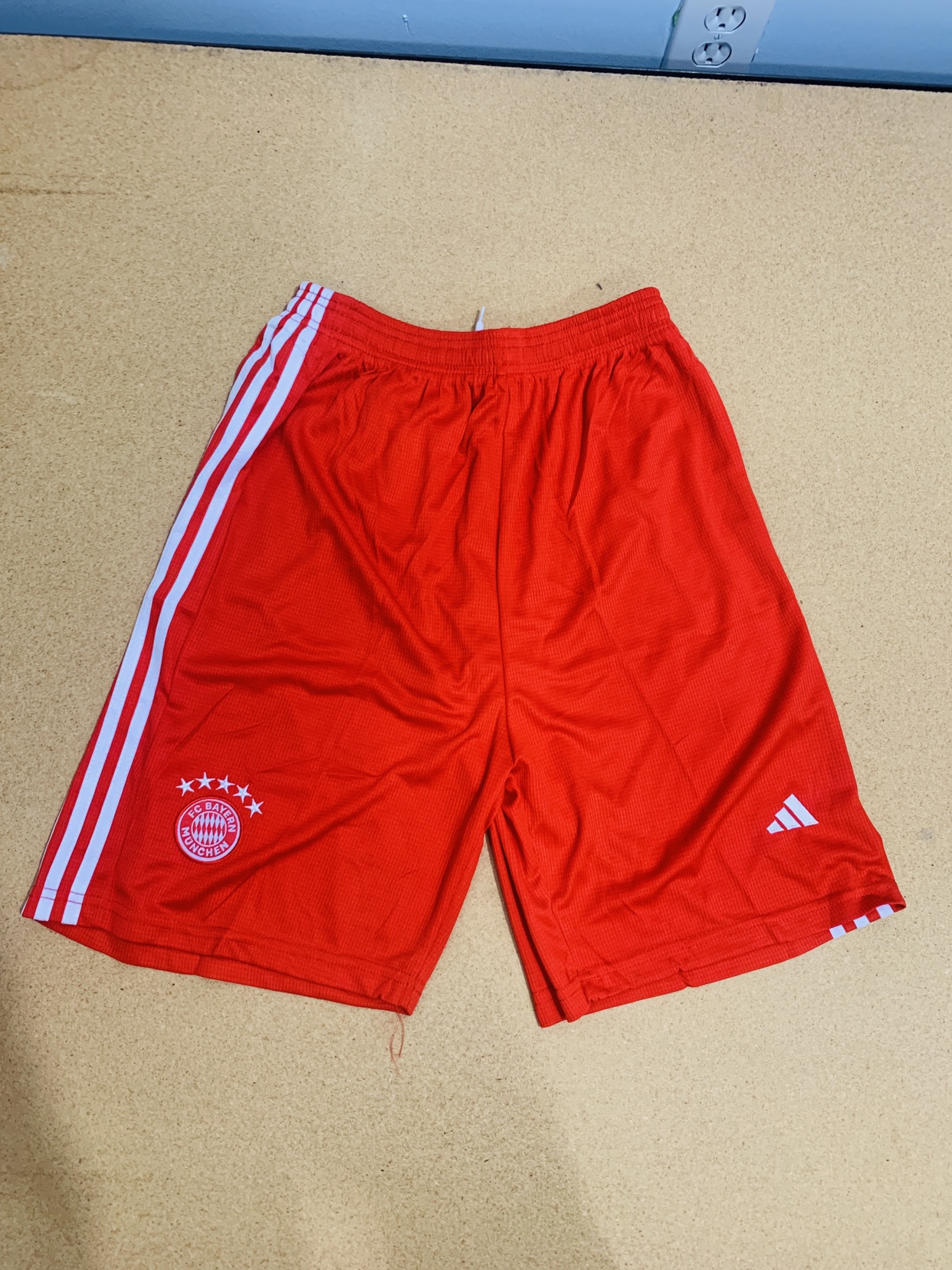 Bayern Munich Jersey and Shorts Set - photo 4