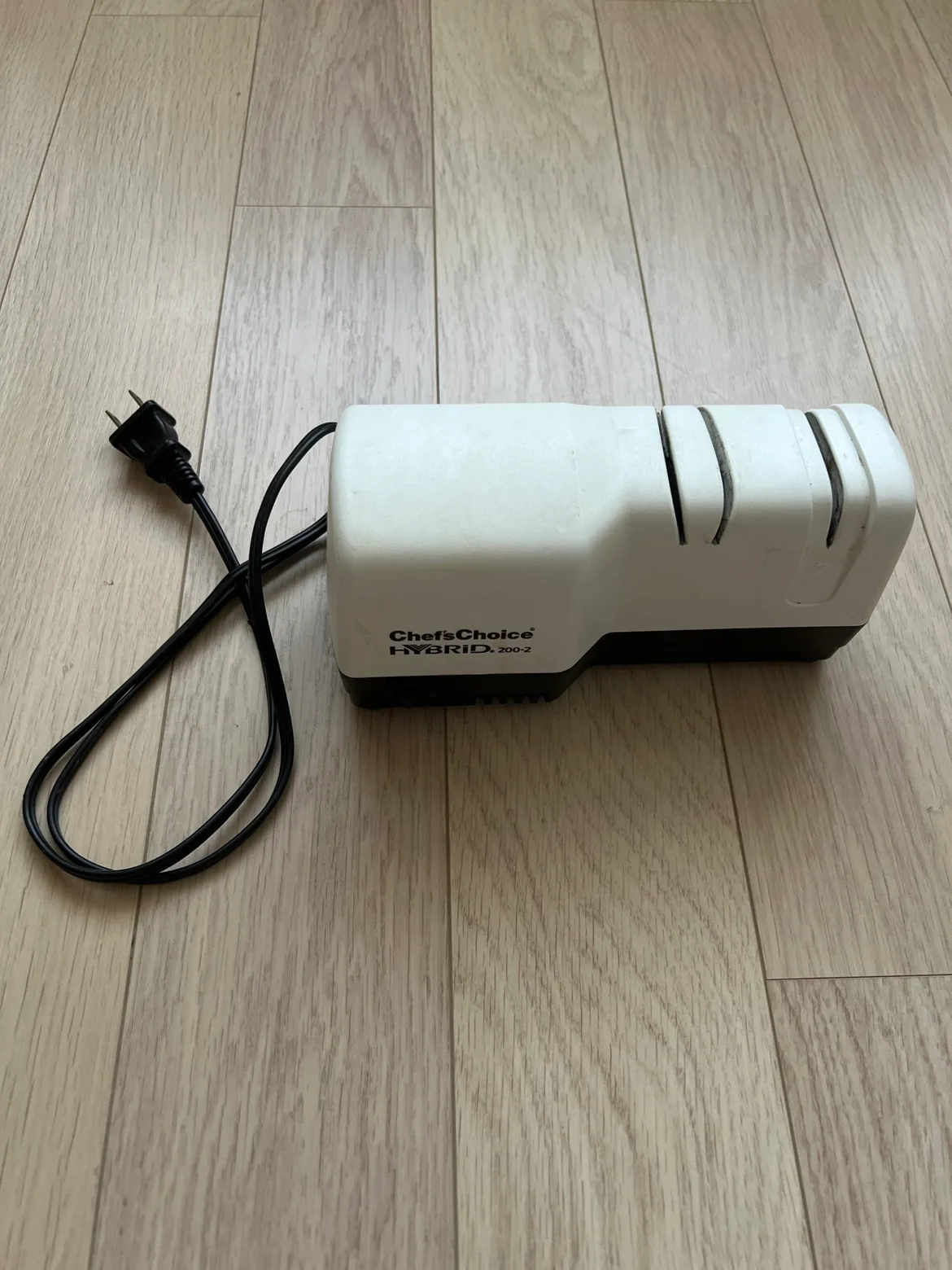 Chef's Choice HYBRID 200-2 Knife Sharpener image indicator(2)