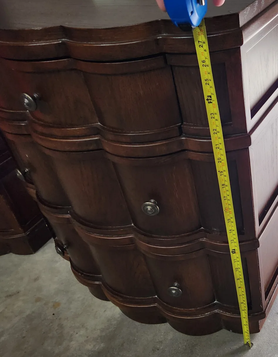 Set of Ornate solid wood 3 Drawer Nightstand side table image indicator(5)