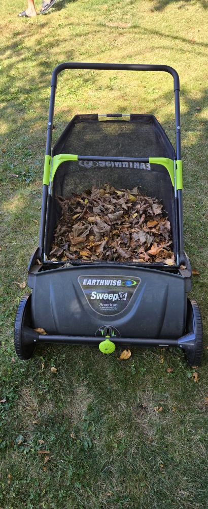 Earthwise Lawn Sweeper - photo 2