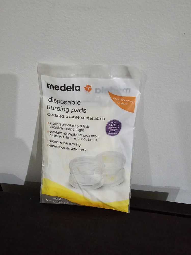 Medela Disposable Nursing Pads  #freecycle - photo 3