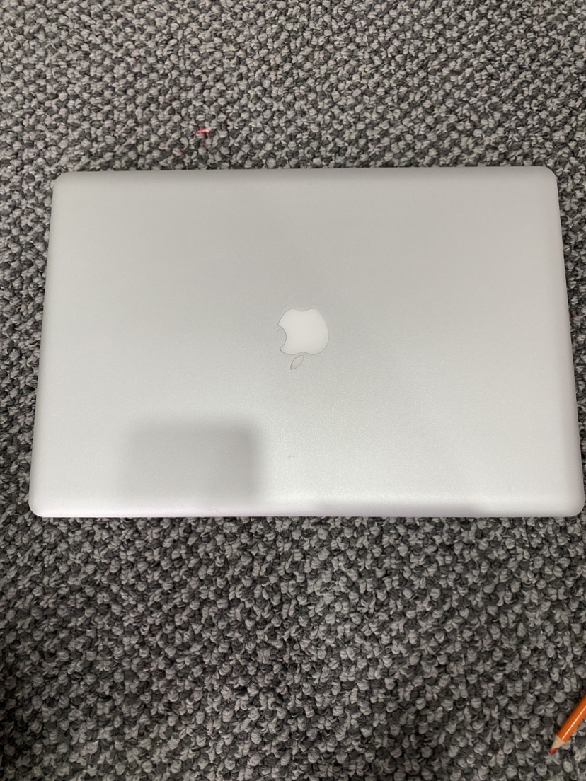 MacBook Pro 2011 comes with charger - photo 3