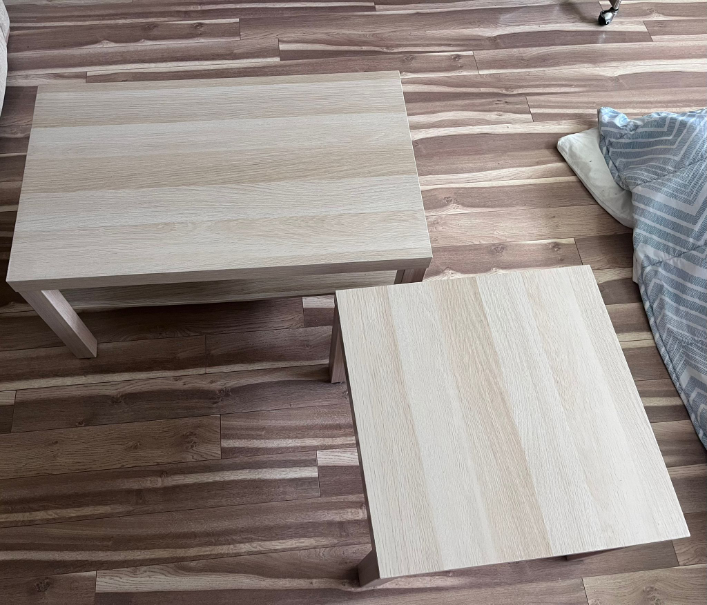 Coffee table and end table set