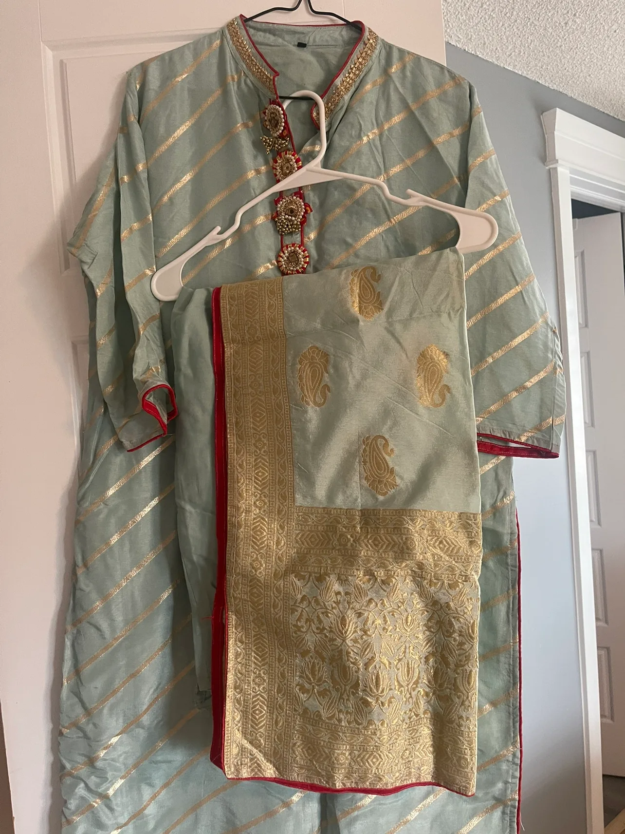 Salwar Kameez Suit in chanderi with dupatta thumbnail