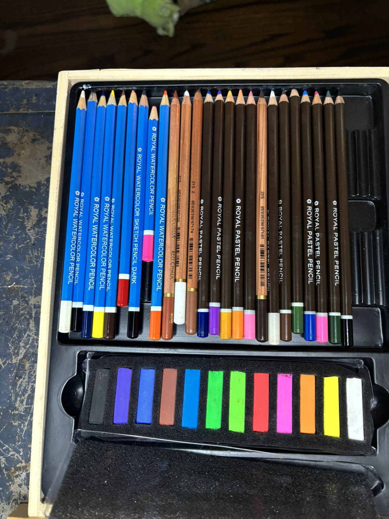 Royal & Langnickel Sketch Box set - photo 3