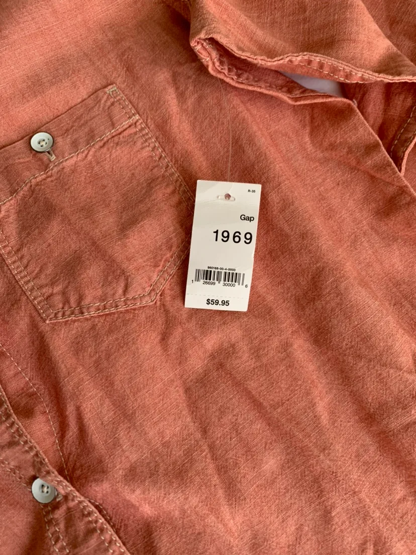 Brand New! Gap 100% Cotton Button Up Shirt🇨🇦 image indicator(2)