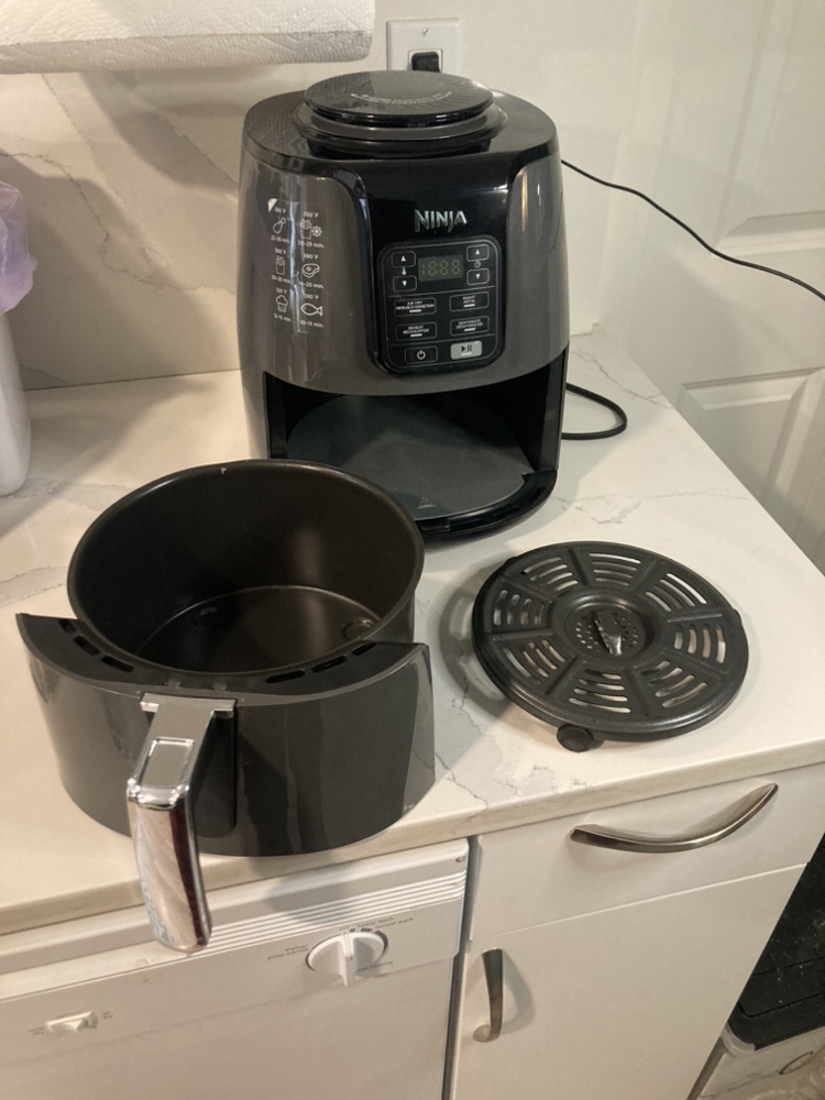 Ninja Air Fryer AF101 - photo 3