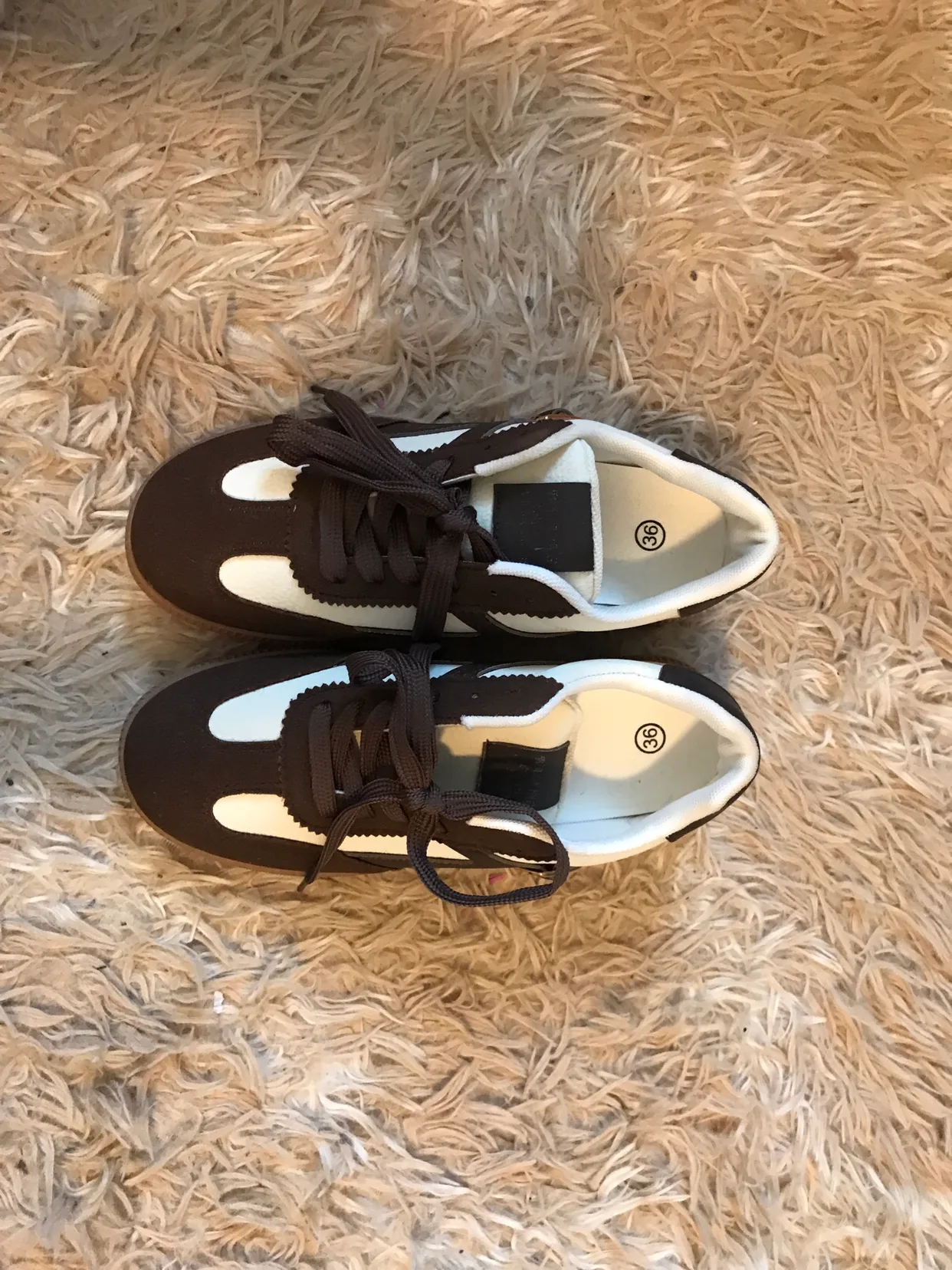 Needs to be gone by this weekend! image indicator(3)