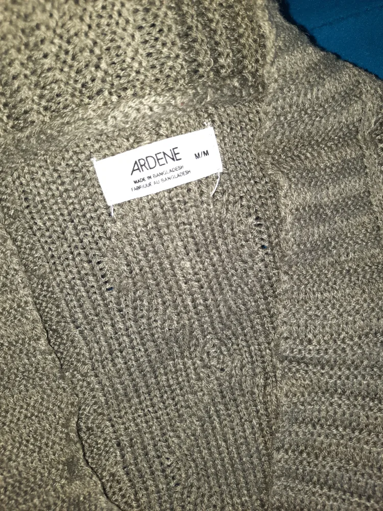 Ardene Crop Cable Knit Cardigan image indicator(3)