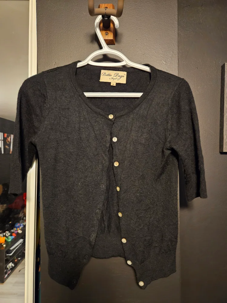Bettie Page Cardigan thumbnail