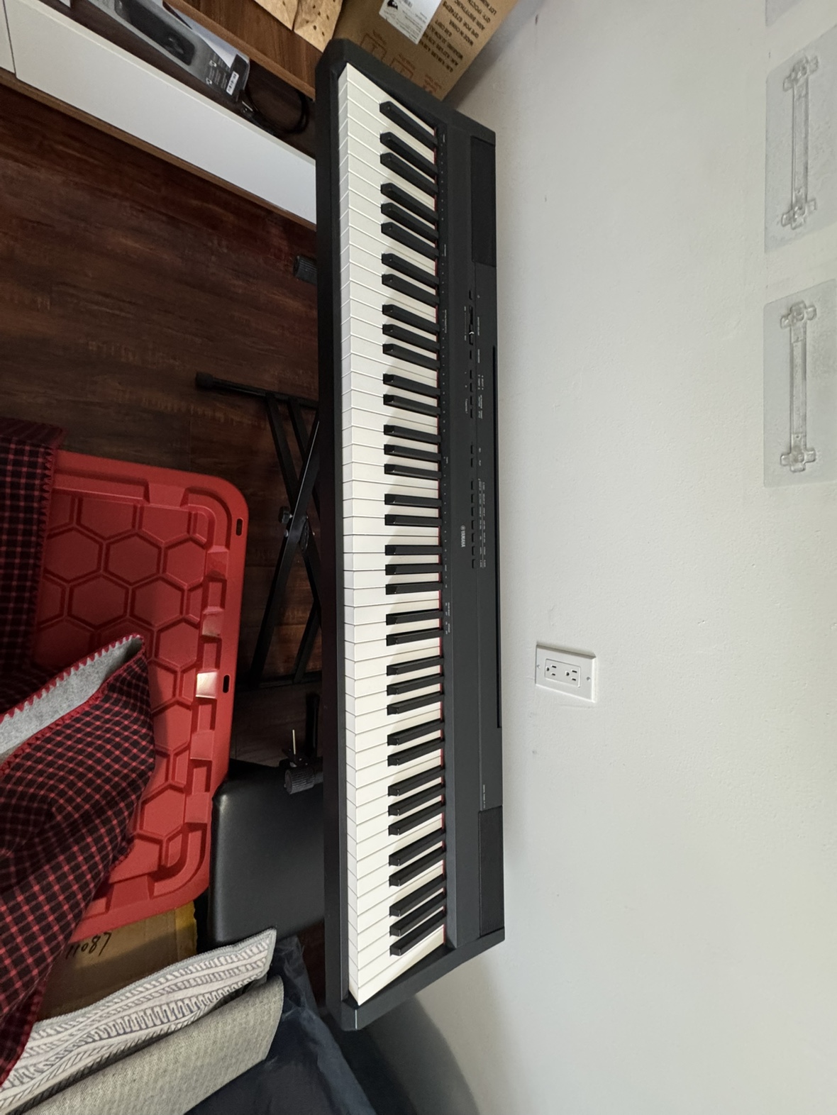 Full 88 keys Yamaha P-115 Digital Piano