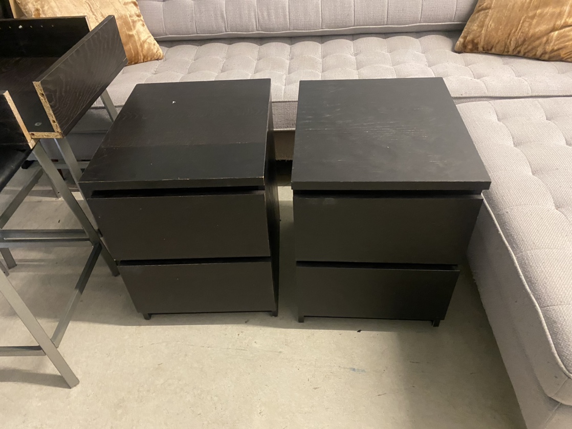 IKEA MALM Nightstands (Pair) - photo 3
