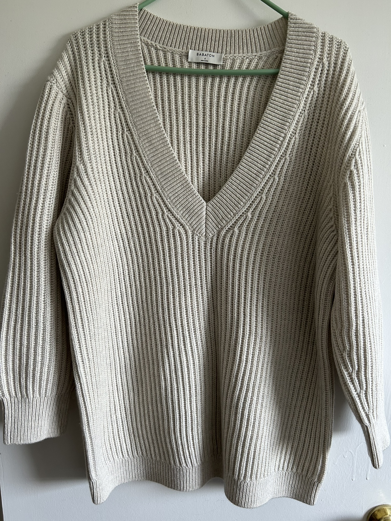 Babaton V-Neck Sweater