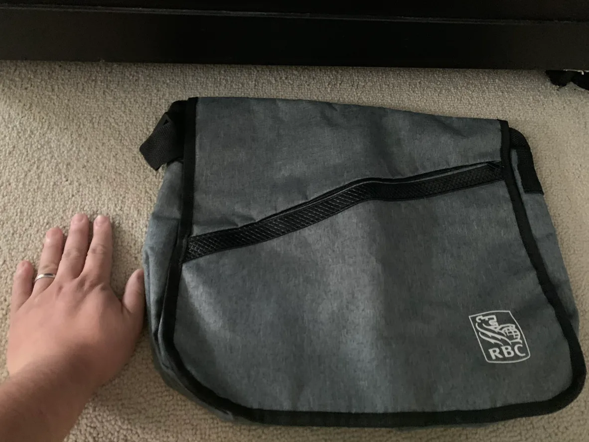 RBC Messenger Bag image indicator(2)