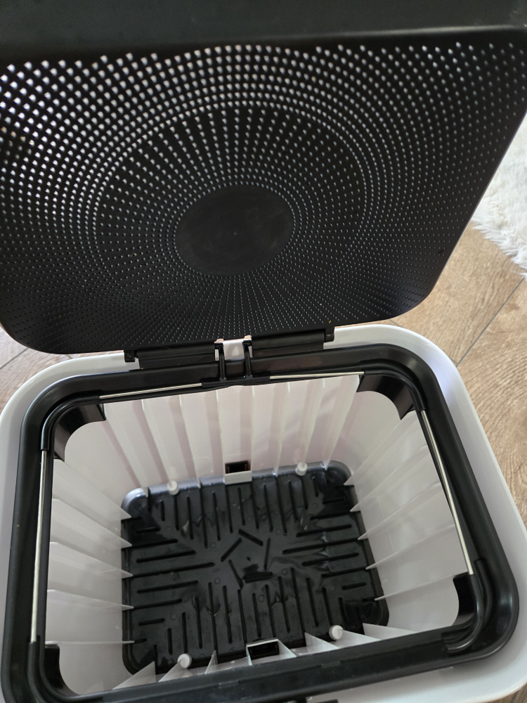 #freecycle Full circle kitchen compost bin - photo 2