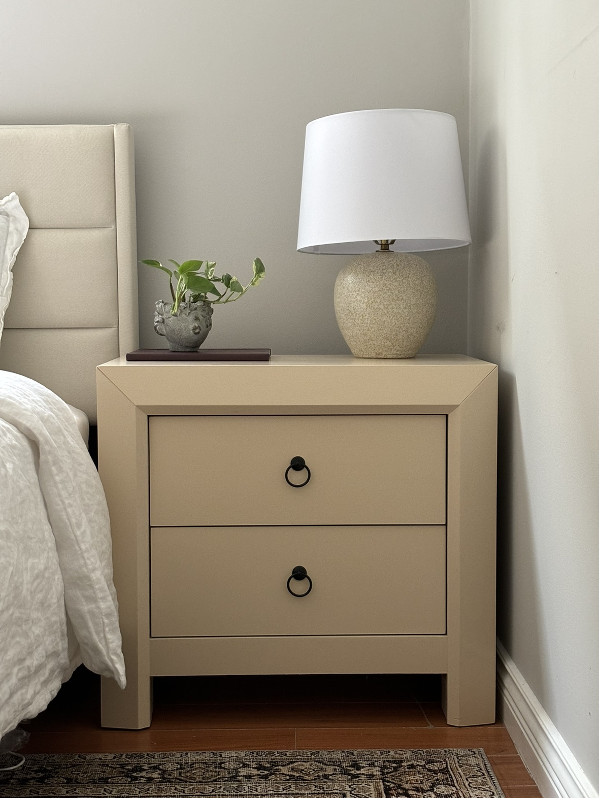 Pair of Refinished Nightstands - photo 3