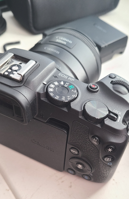 Canon EOS RP Bundle - photo 2