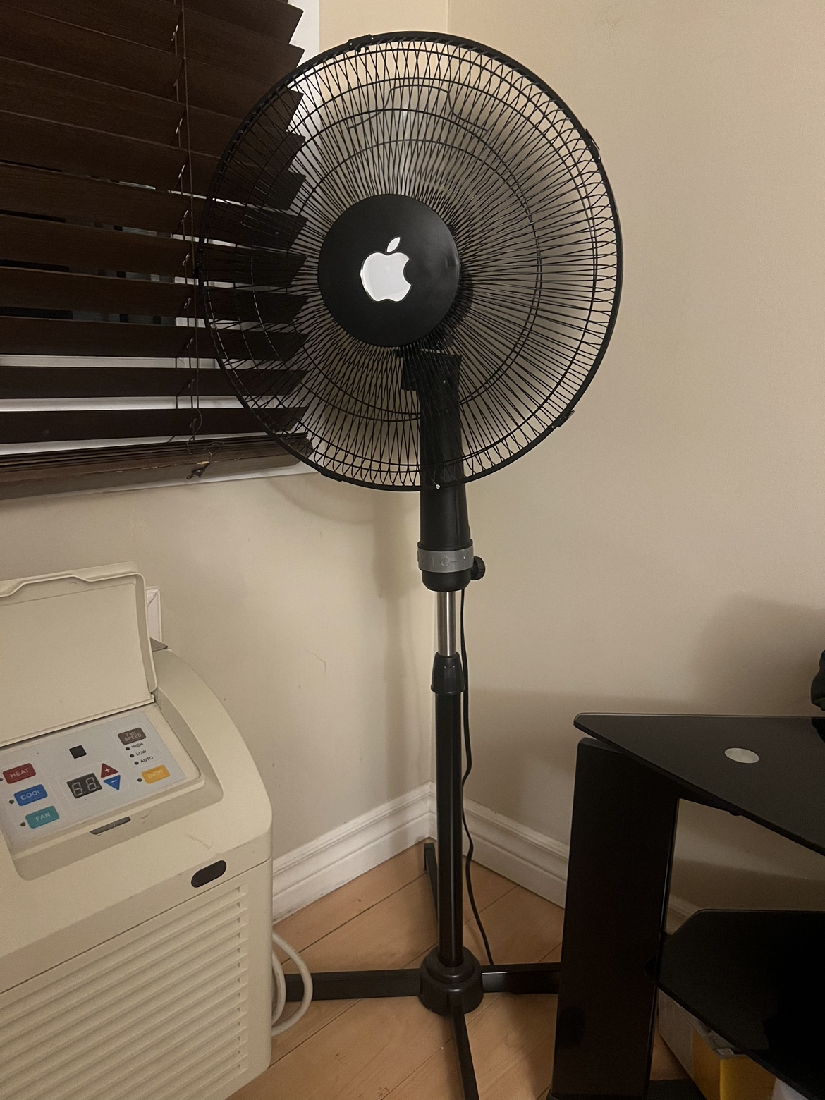 16" 3 Speed Stand Fan