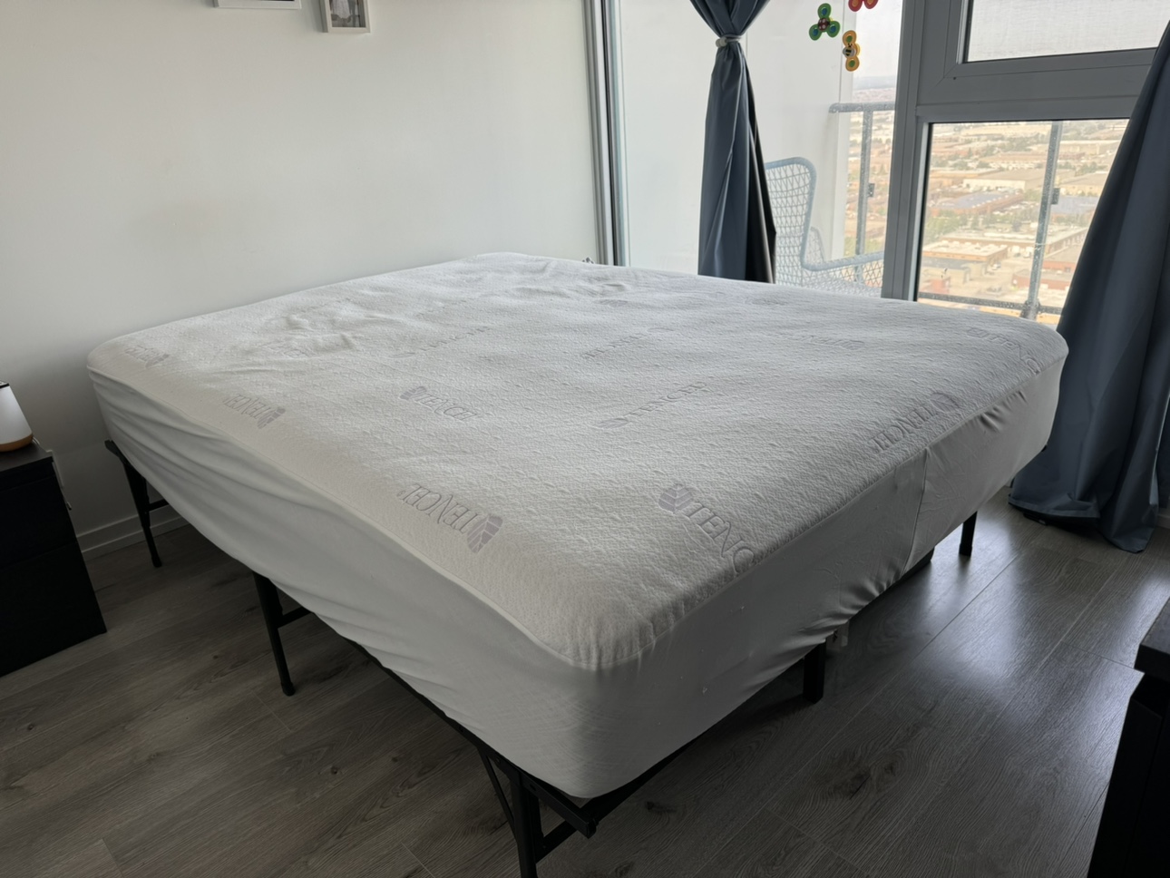 Sealy Posturepedic Mattress Queen - photo 2