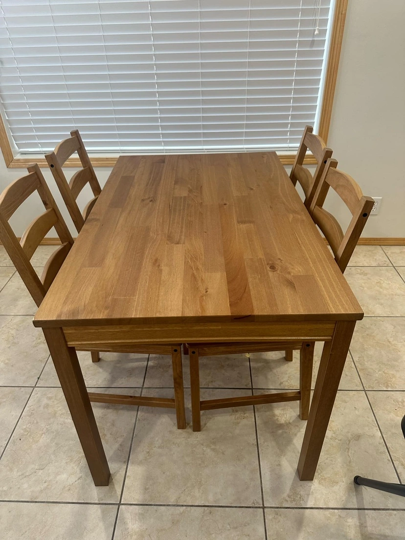 IKEA HÄGERNÄS Dining Table and Chairs Karrot