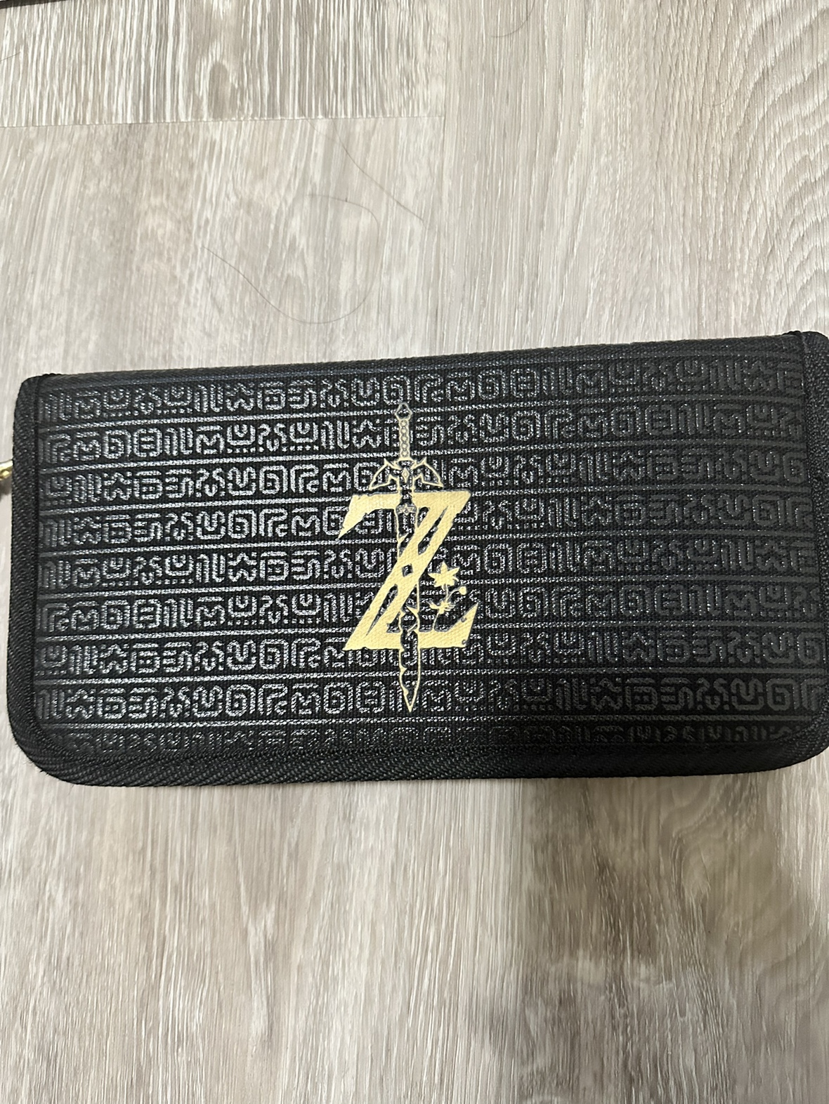 The Legend of Zelda Breath of the Wild Switch Case - photo 2