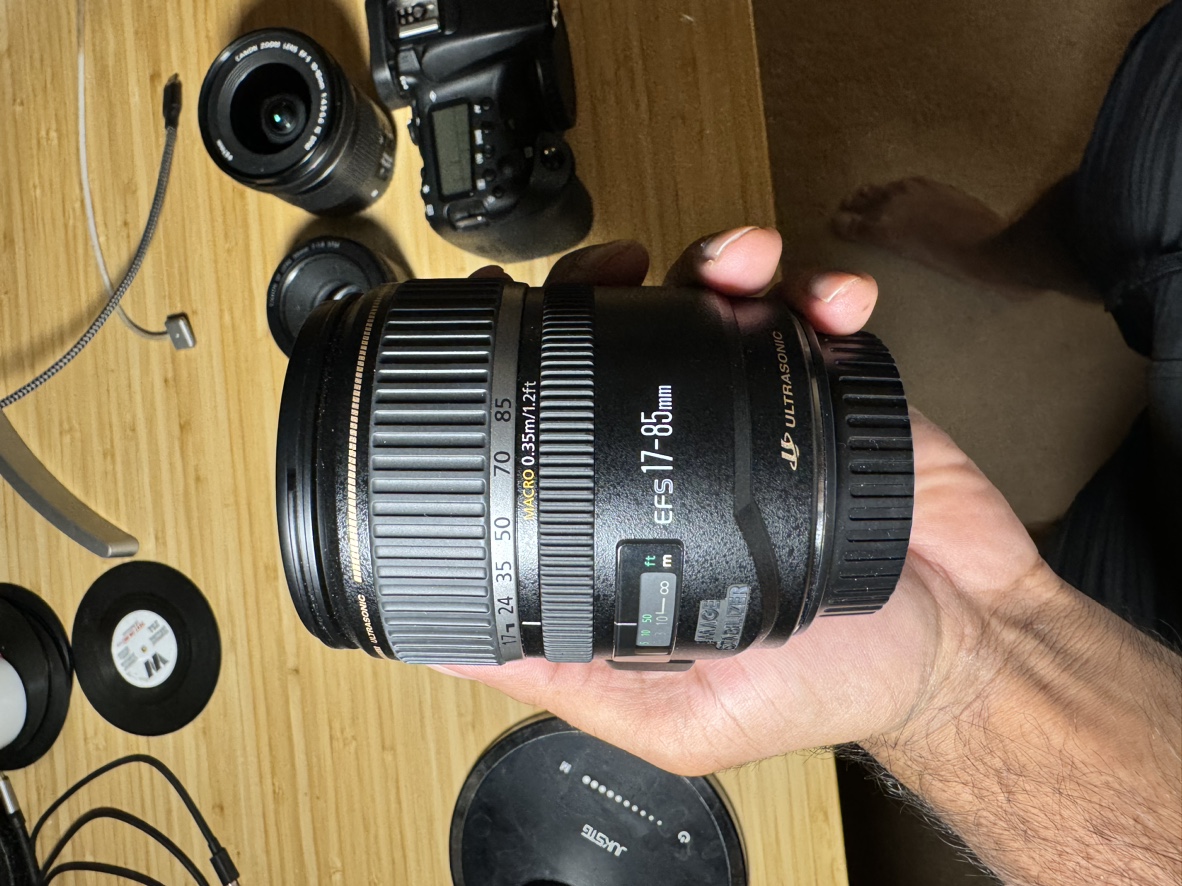 Canon 70d W/ 3 Lenses, Battery, Charger, box, Camera Bag - photo 3